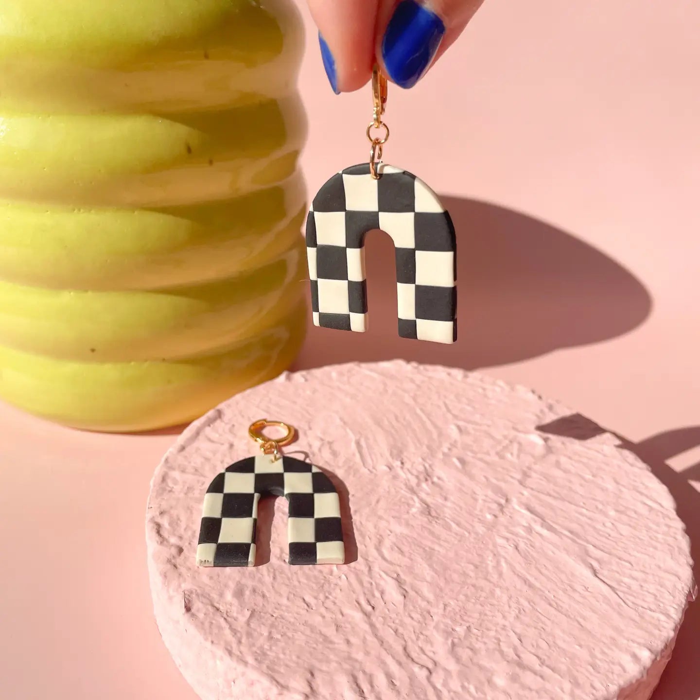 Checker Arch Huggies.