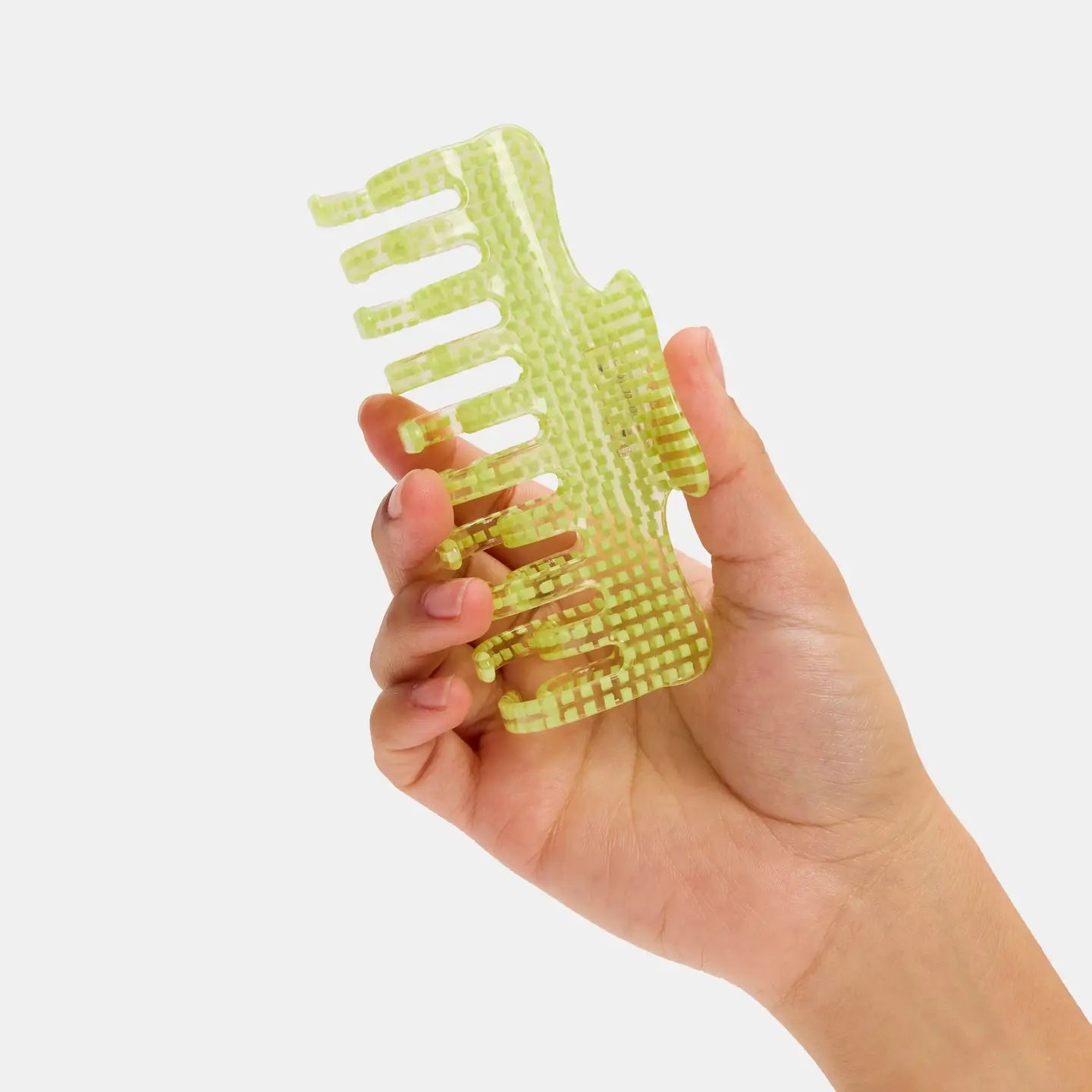 Jojo Claw in Large Lime Drop.