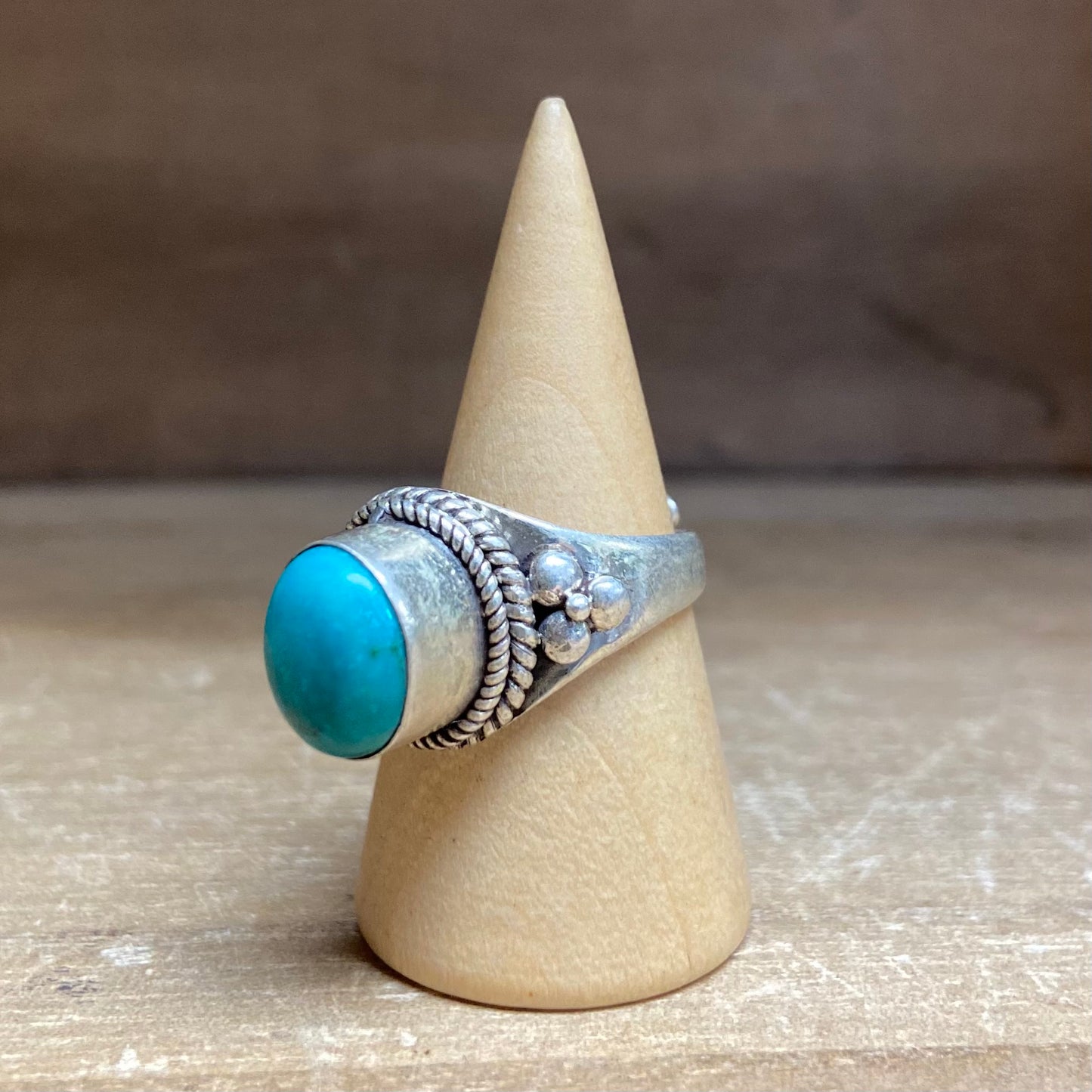 Turquoise & Sterling Silver Ring • sz 7-9.5.
