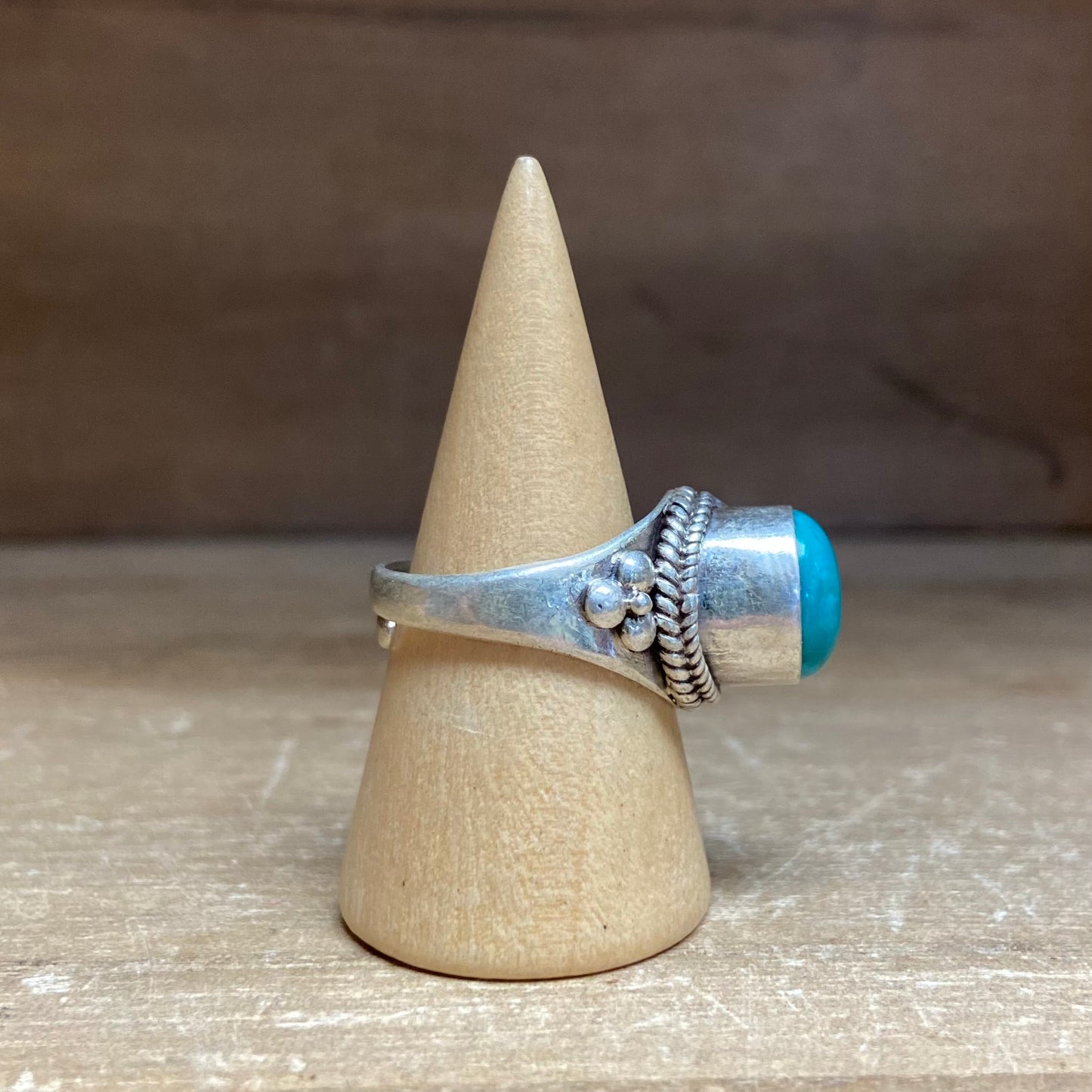 Turquoise & Sterling Silver Ring • sz 7-9.5.