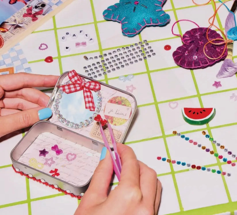 Nifty Gifty Book