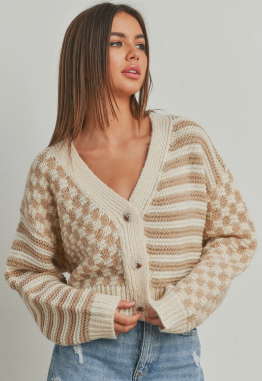 Oversized Checkered Crop Cardigan - Cream