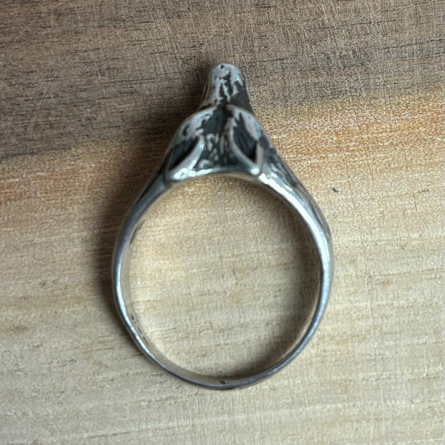 Sterling Silver Cast Wolf Ring