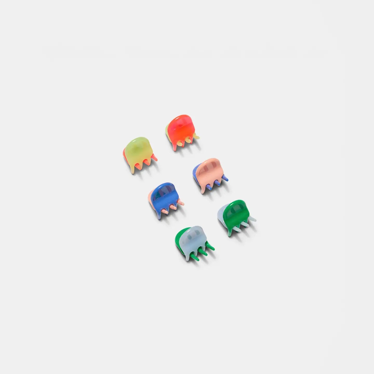 Micro Claws in Play
