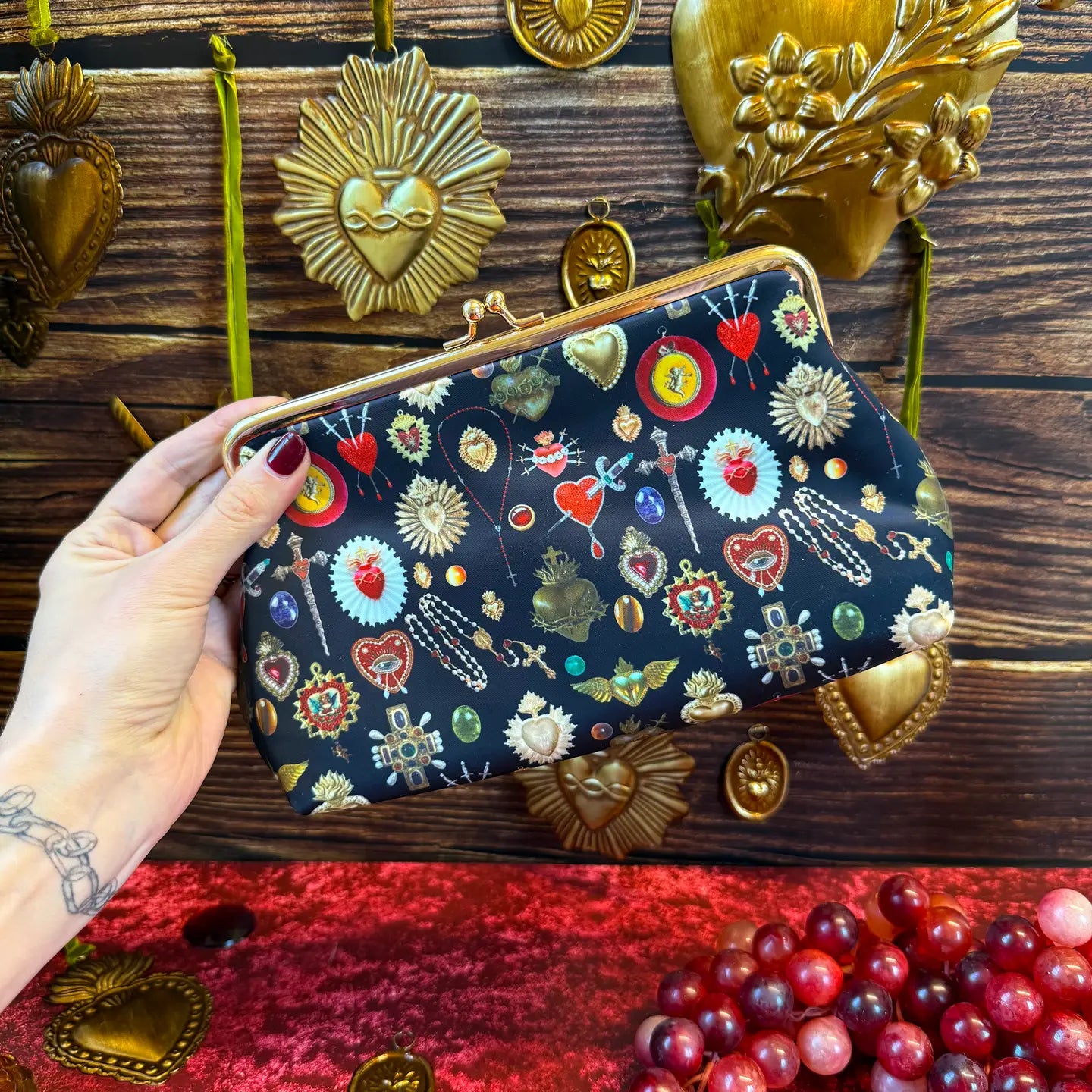 Sacred Heart Clutch