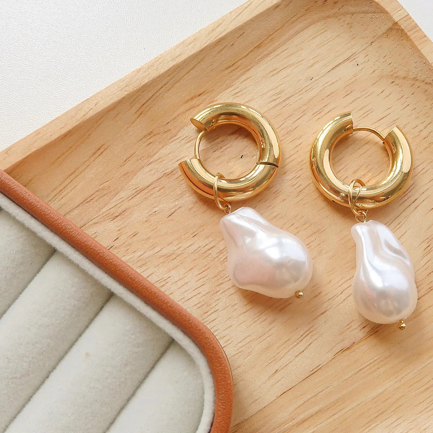 Oceana Gold Statement Large Pearl Earring