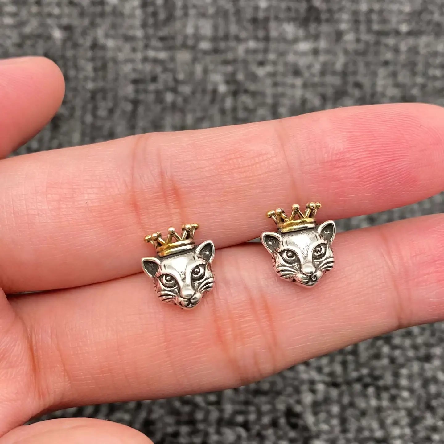 Cats with Crown Silver Plated Ear Studs