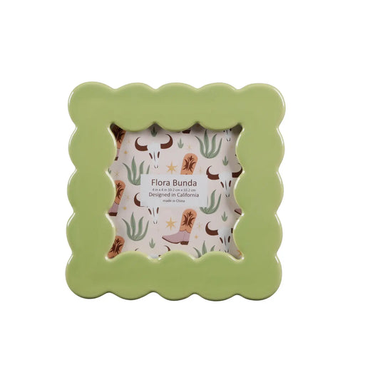 4 X 4 Scalloped Ceramic Frame in Green