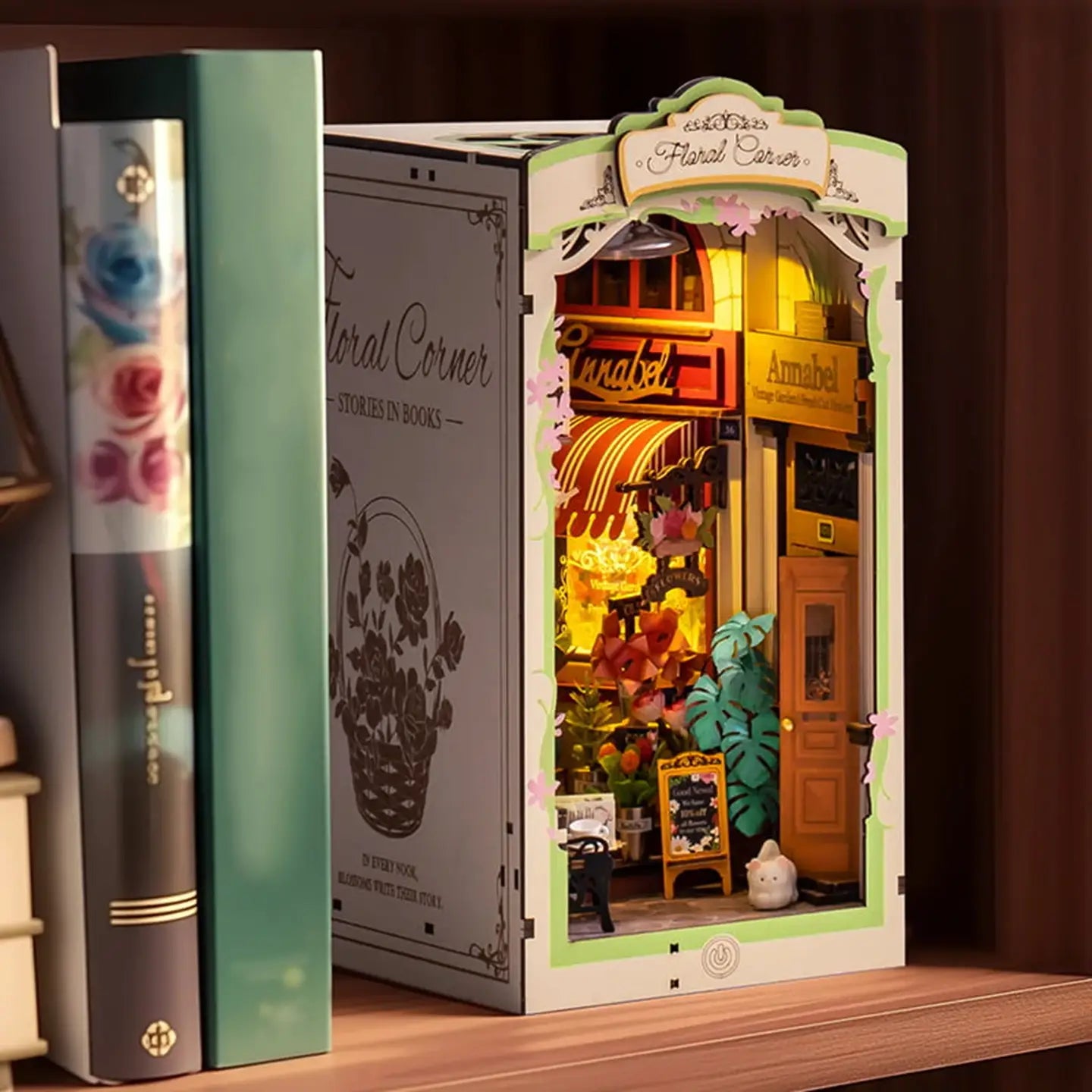 Diy Book Nook Kit: Floral Corner with Dust Cover