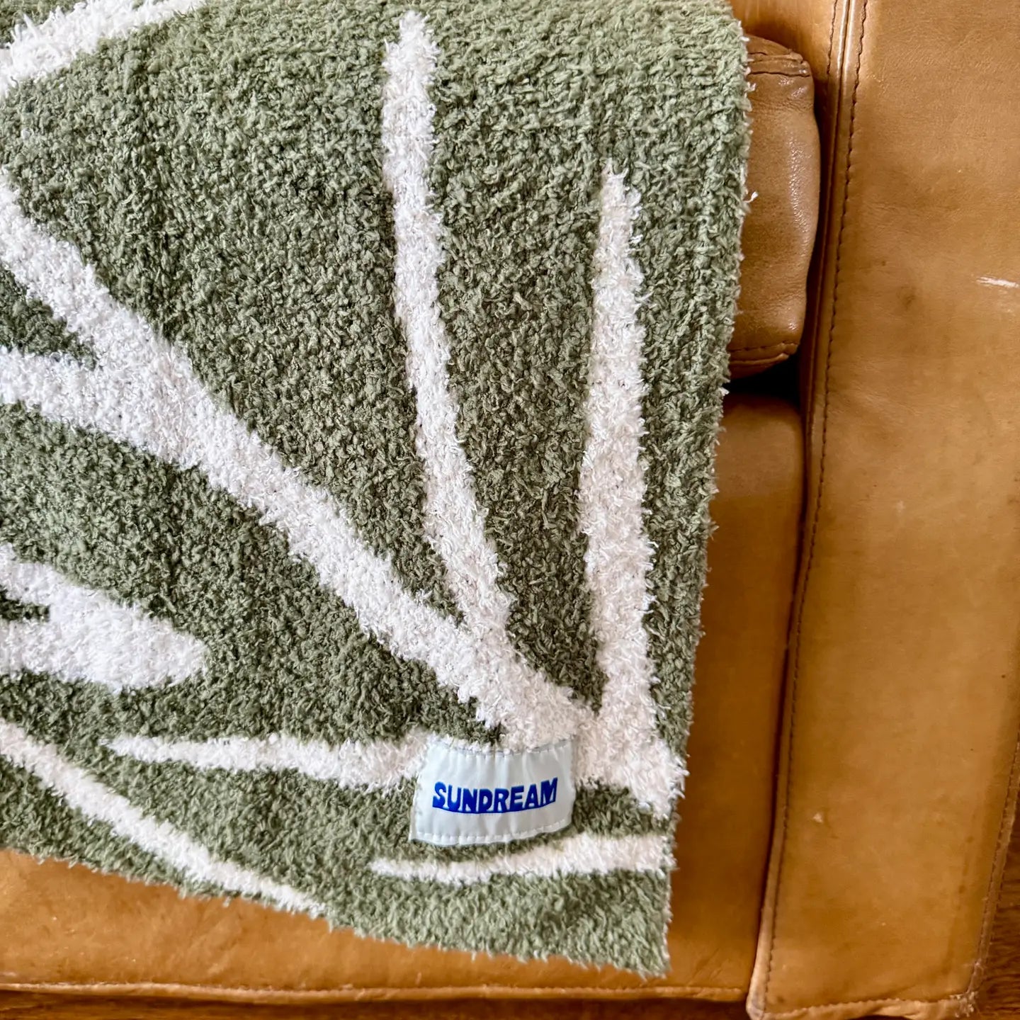 SunDream Plush Throw - Green Canopy