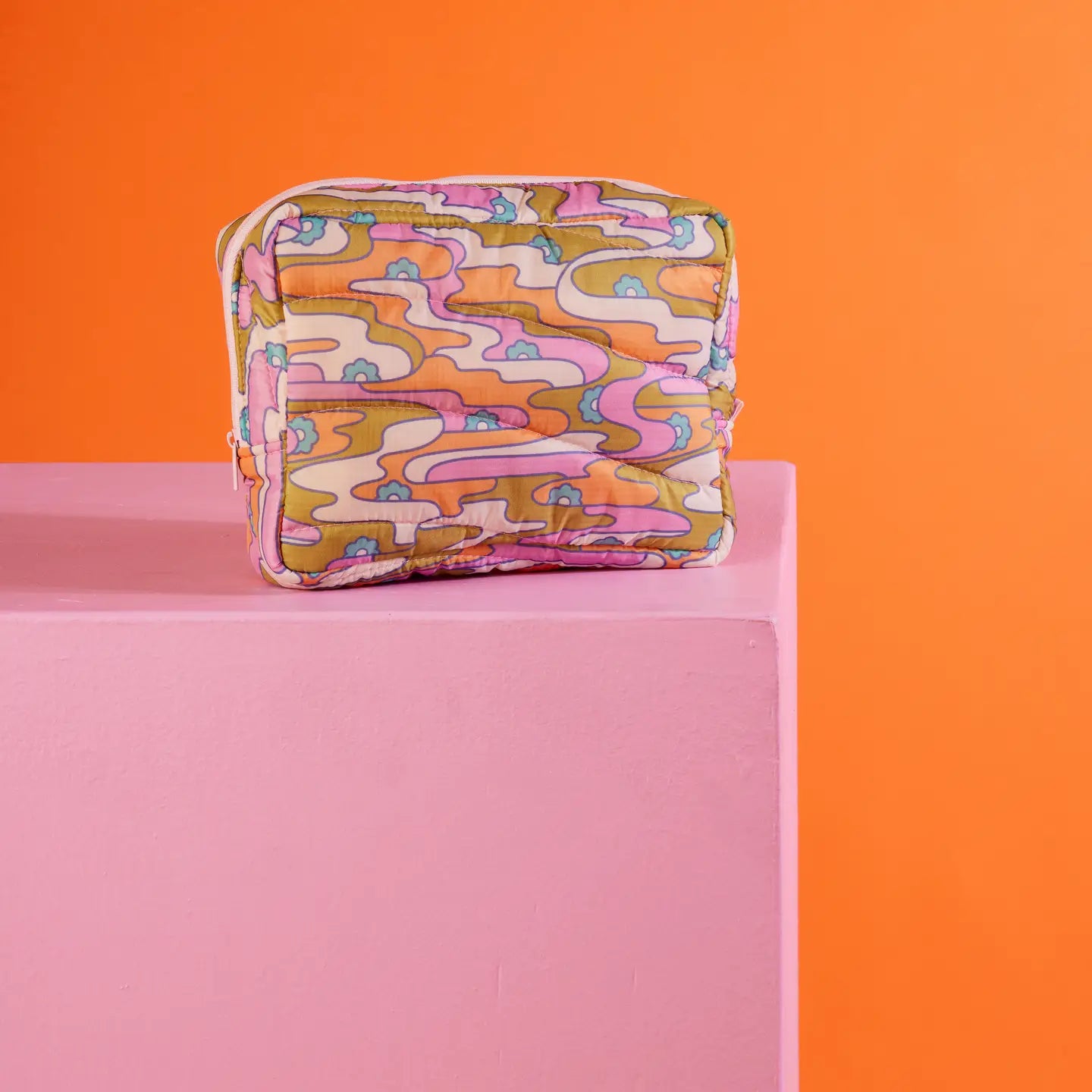 Puffy Busy Bee Pouch