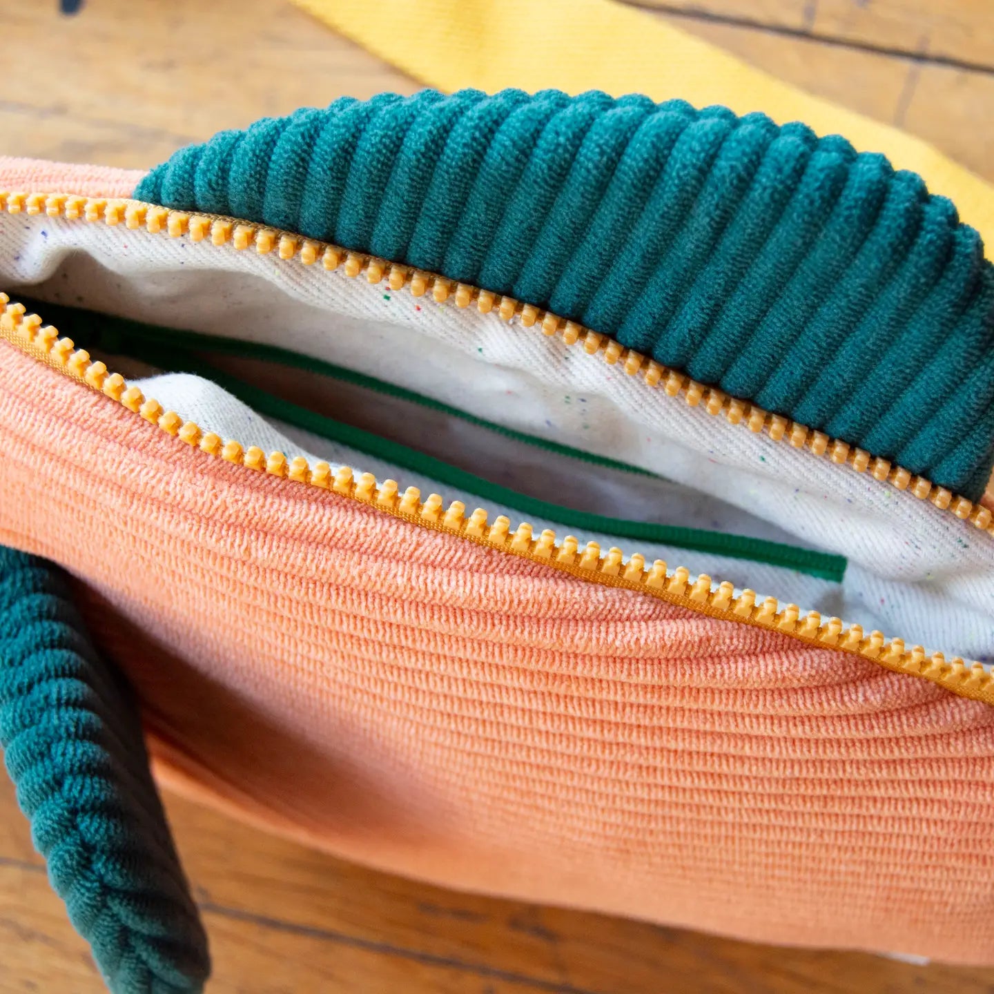 The Fish Bag - Coral & Dark Green