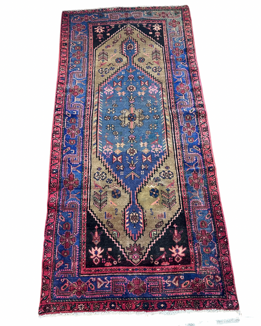 Turkish Wool Rug - 4FT x 8.2FT